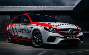 Mercedes-AMG E63 S 4Matic+ Safety Car 2018 года (AU)